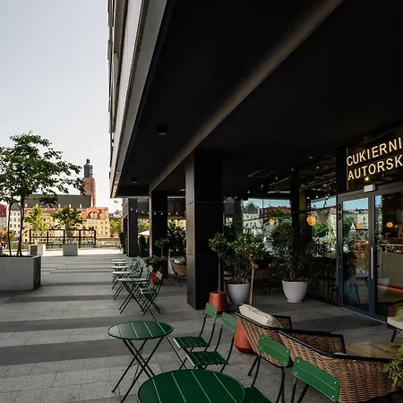 Appartement By The River - 2min To Market Square
